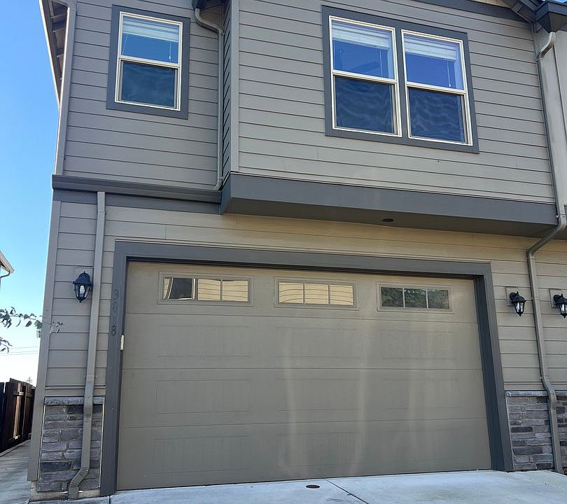 1st image of 3818 SE 165th Ct