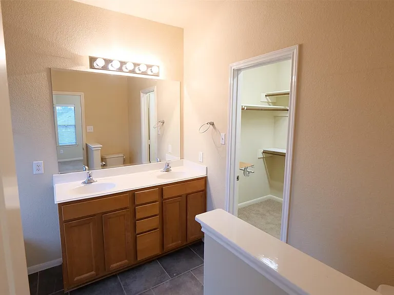 26427 Longview Creek Dr — Photo 20