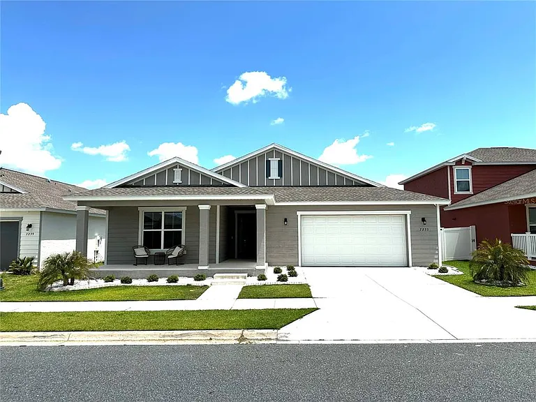 7233 SW 64th Street Rd — Photo 1