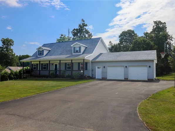 230 Emrick Dr, Seneca, PA 16346