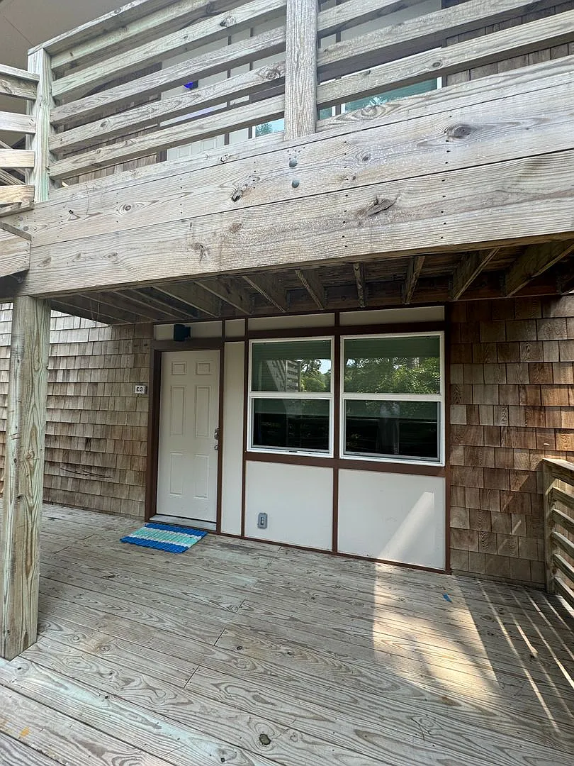 Morrison Grove — Photo 4