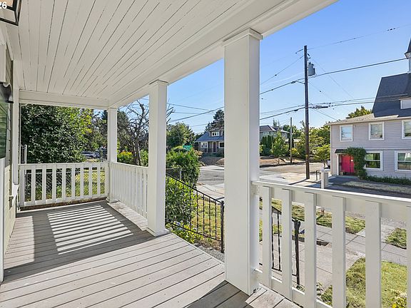 3rd image of 6404 NE 10th Ave