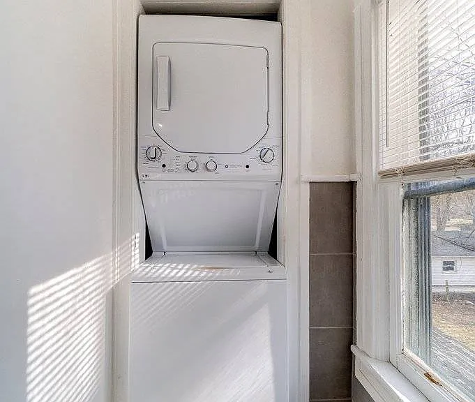 6 Elm St — Photo 24