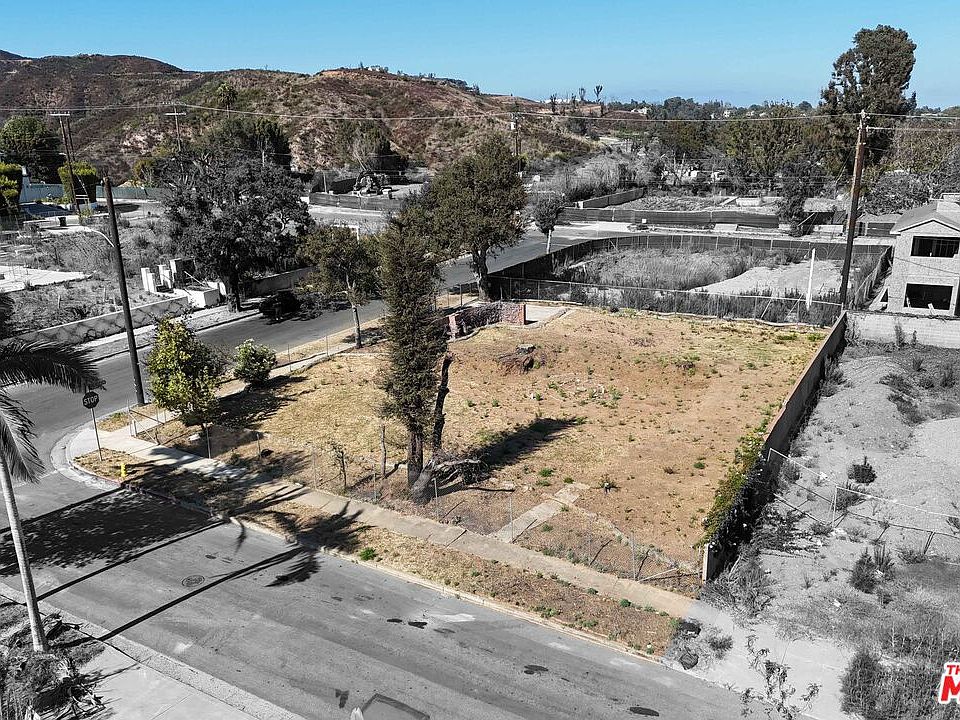 1st image of 14612 Bestor Blvd