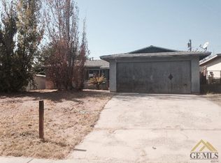 2700 Valencia Dr, Bakersfield, CA 93306