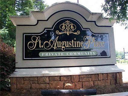 Entrance to units
