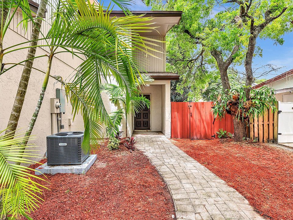 1st image of 3841 Farragut Street