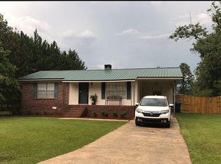 303 Pinecrest Dr, Vienna, GA 31092