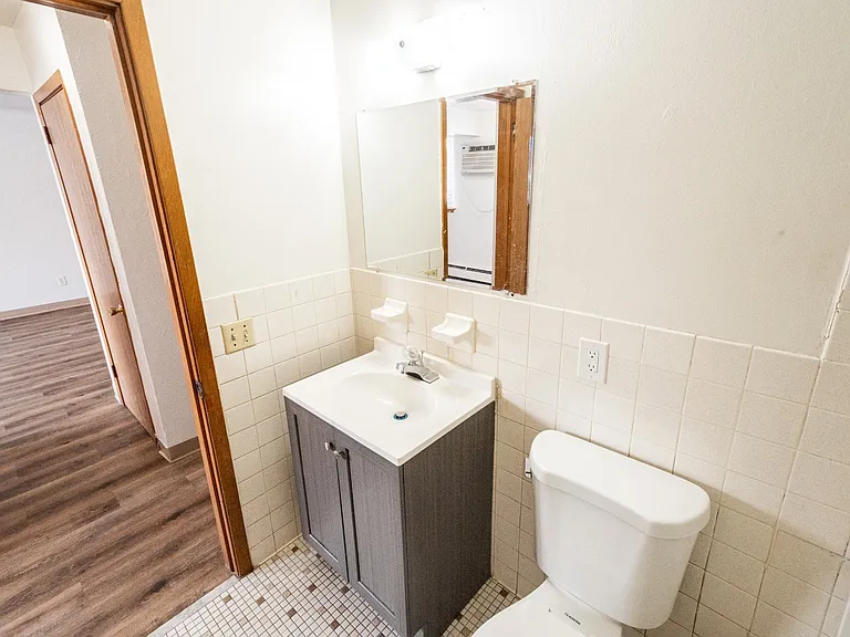 McCarron's View Apartments — Photo 23