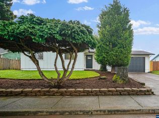 930 Hazel St, Aumsville, OR 97325