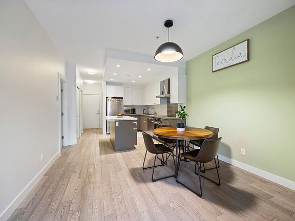 4th image of 3399 Noel Dr #209