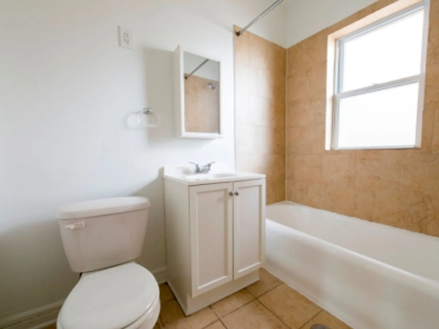 7354 S Dorchester — Photo 1