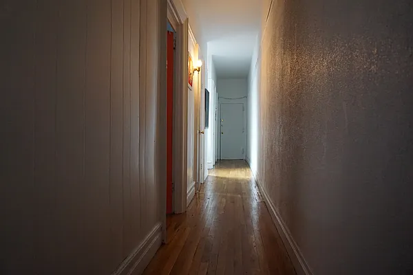 Rented by Rennit Inc. | media 35