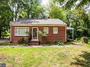 6929 Smith Station Rd, Spotsylvania, VA 22553