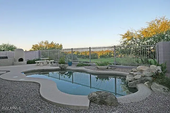 3 bed, 2121 sqft, $3,499 — Photo 3
