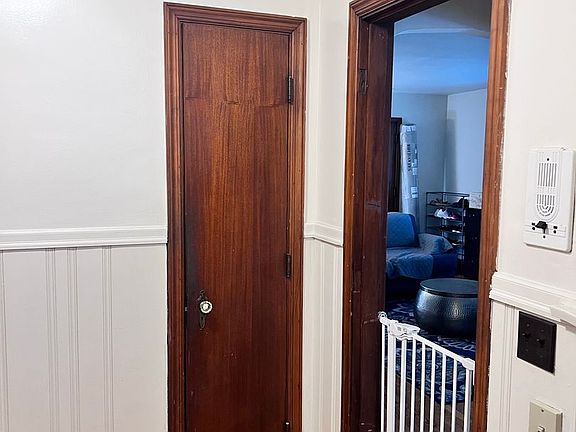 5th image of 3416 Shaw Ave APT 2