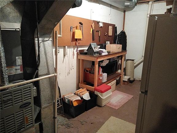 5th image of 4338 Stonecrest Dr