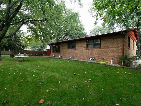 4th image of 2843 Stoney Beach Ln