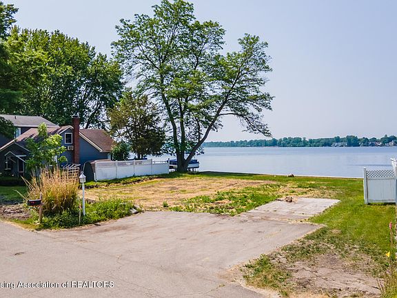 4th image of 6403 E Reynolds Rd