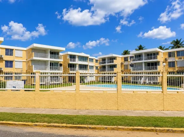 3 OCEAN DR. #201, LUQUILLO, PR 00773
