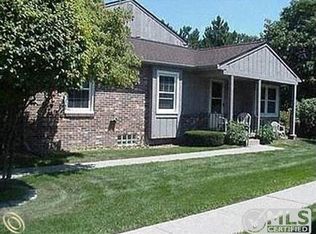 24300 Bashian Dr #1, Novi, MI 48375