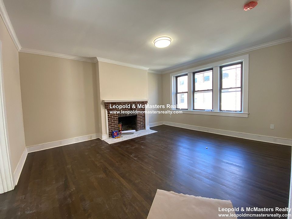 1st image of 59 Longwood Ave #3