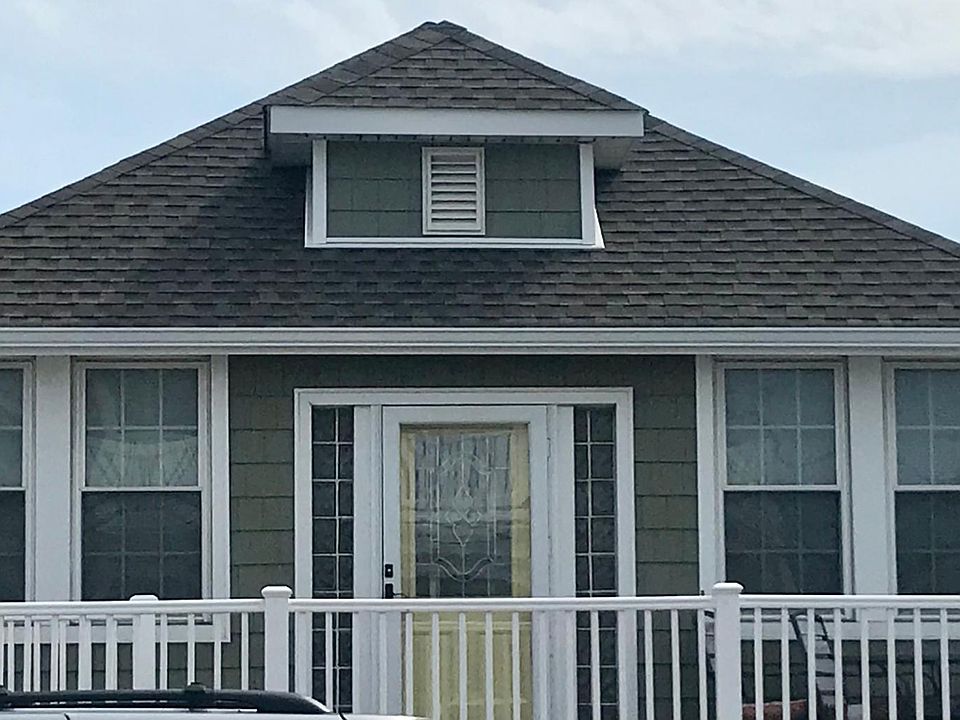 1st image of 44 Wyoming Ave
