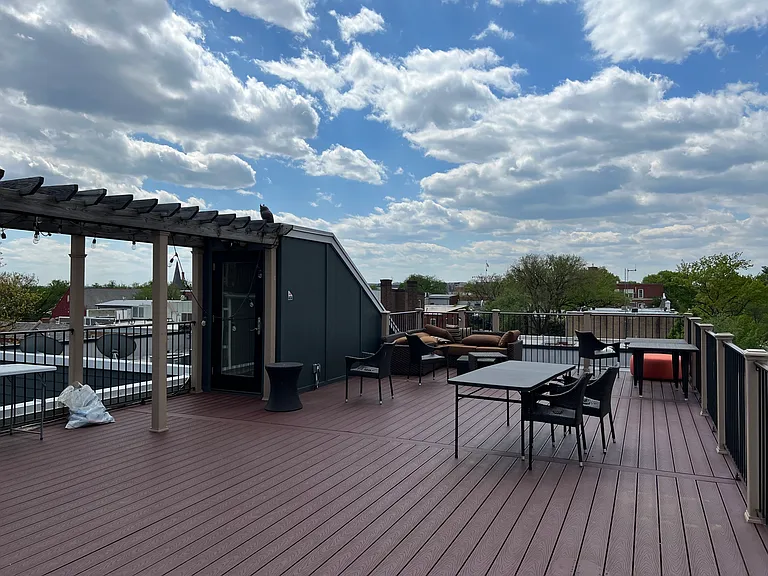 1209 G St SE #8 — Photo 27