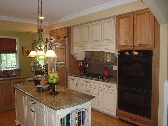 5th image of 415 N Creek Cir