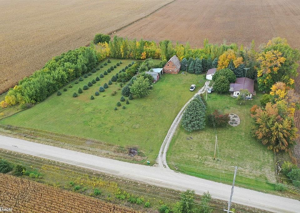 885 310th St, Britt, IA 50423 Zillow