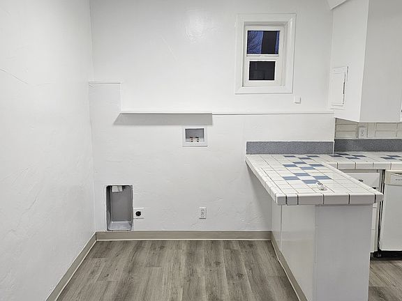 3rd image of 515 19th Ave N #3