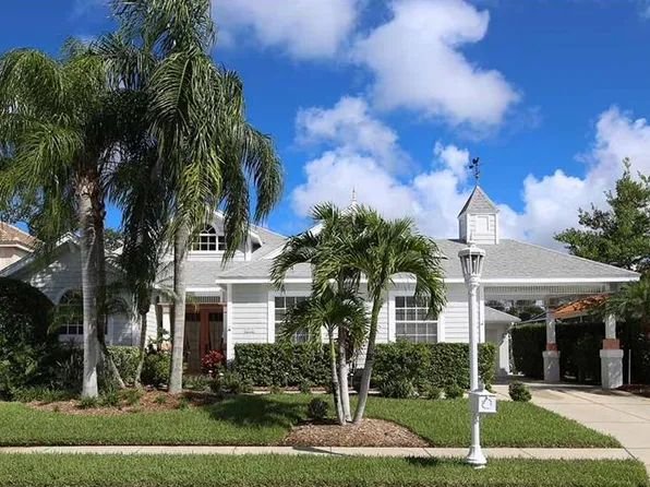 4715 Spinnaker Dr, Bradenton, FL 34208