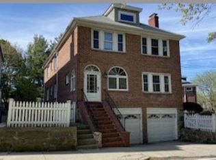 297 Walnut St #A, Brookline, MA 02445