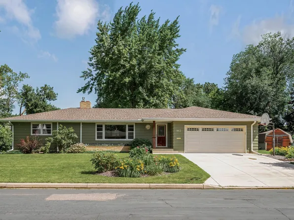 913 Hayden Ave SW, Hutchinson, MN 55350