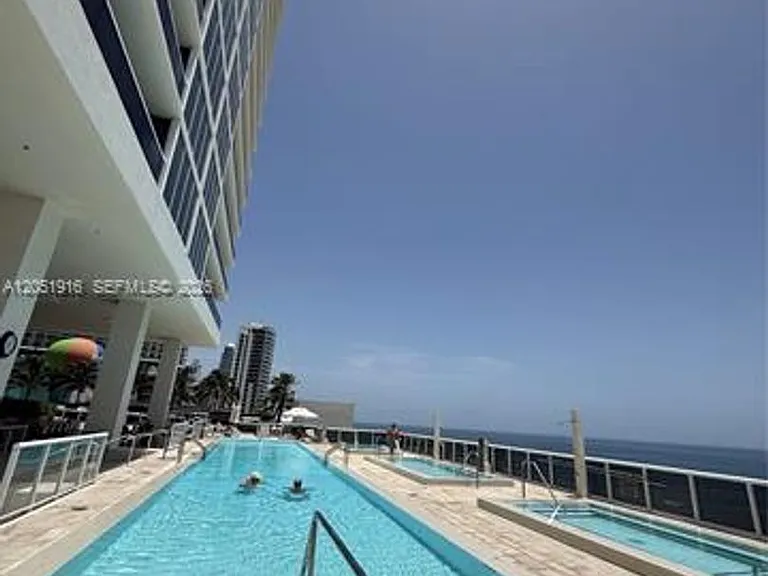 1830 Ocean Dr #CU-4007 — Photo 7