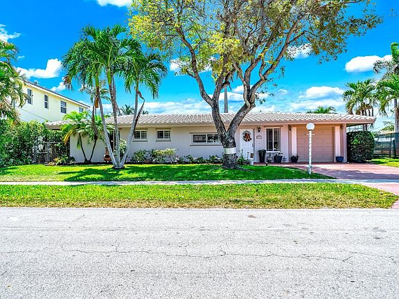 2nd image of 2710 NE 48th Court