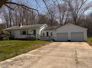 9526 Horn Rd, Windham, OH 44288