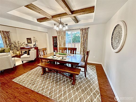 5th image of 3211 Red Fern Drive NW