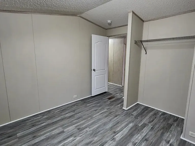 101 Stoney Creek Dr #15 — Photo 7
