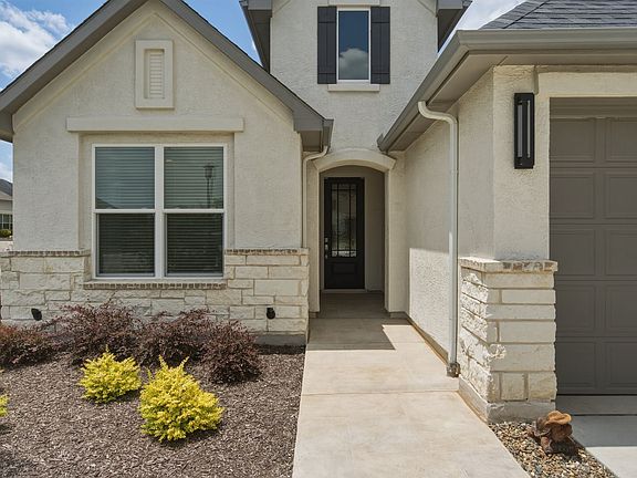 4th image of 8516 Ebony Way