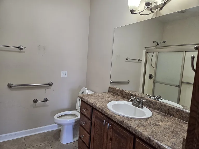 305 Candy Dr — Photo 7