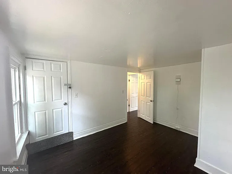 27.5 W Bethel St — Photo 27