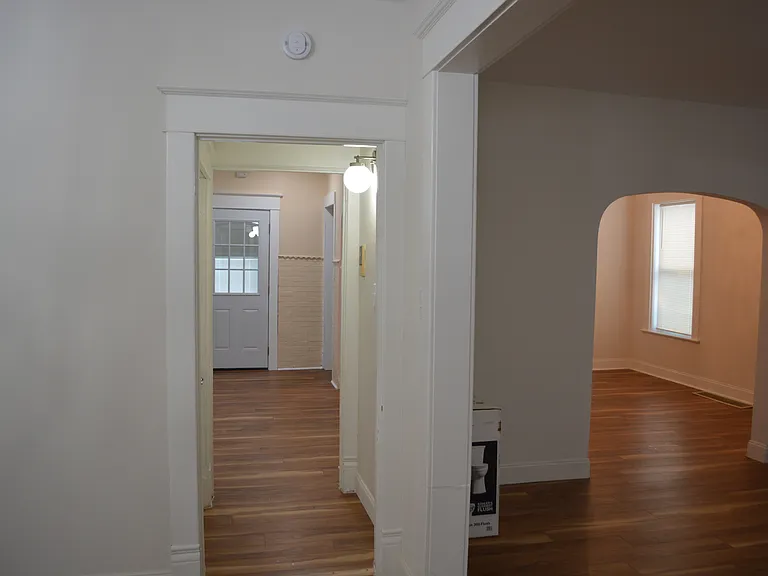 225 Thieme Pl — Photo 11