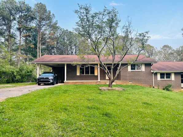 197 Tanasi Dr, Copperhill, TN 37317