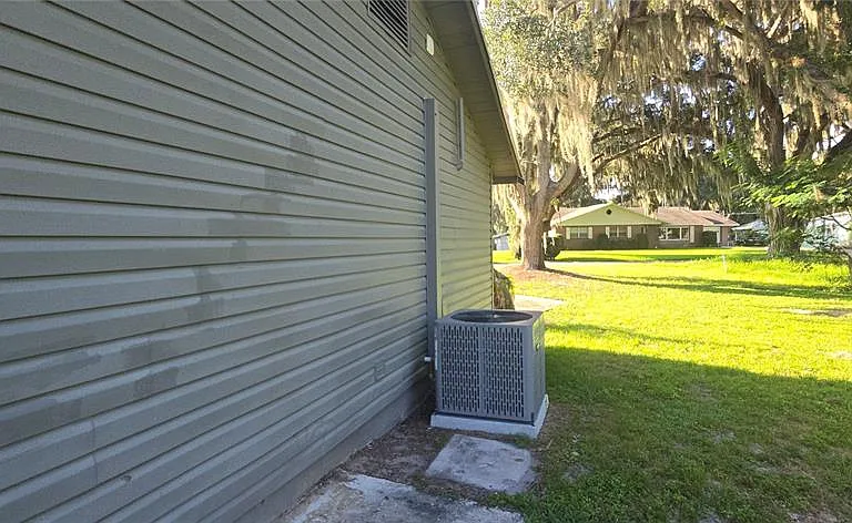 318 Chesney Blvd — Photo 9