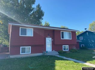 507 Wyoming St, Worland, WY 82401