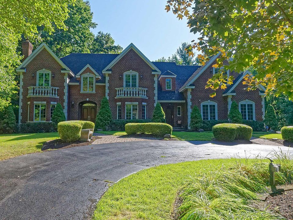 704 WALDENS POND Road, Albany, NY 12203 Zillow