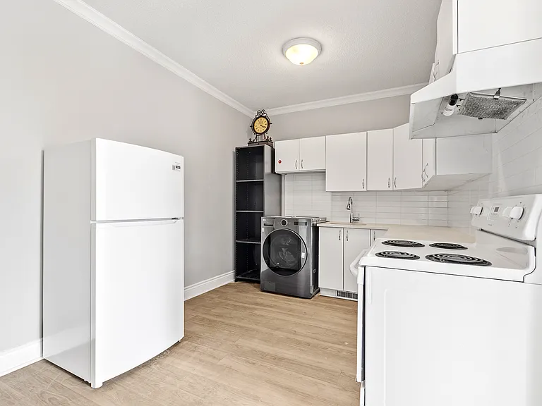 455 Somerset St W #2 — Photo 36