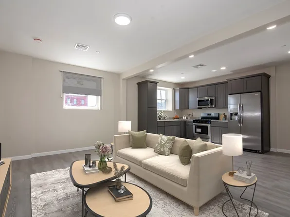 202 Broadway #22, Lawrence, MA 01840