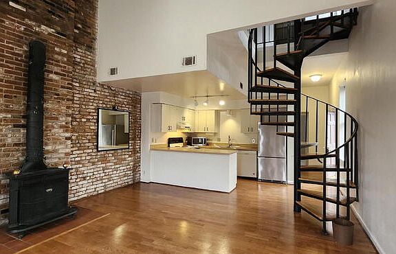 2nd image of 1016 Russell Blvd #A